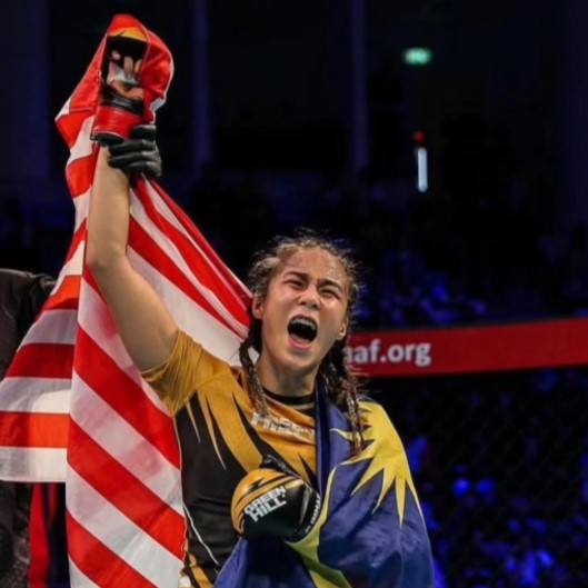 Colleen, BJJ and Muay Thai coach at Central MMA
