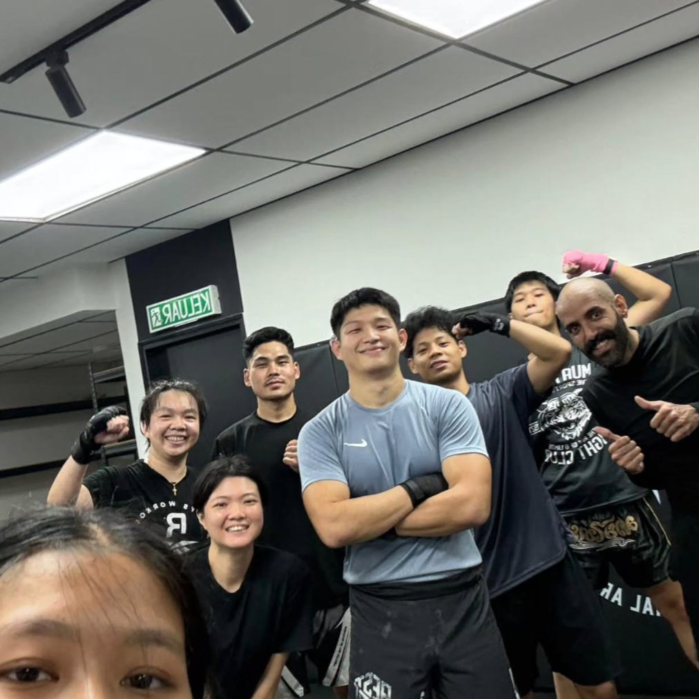 Regular adults Muay Thai session